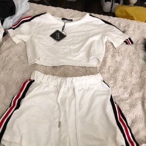 2 piece set crop top and shorts